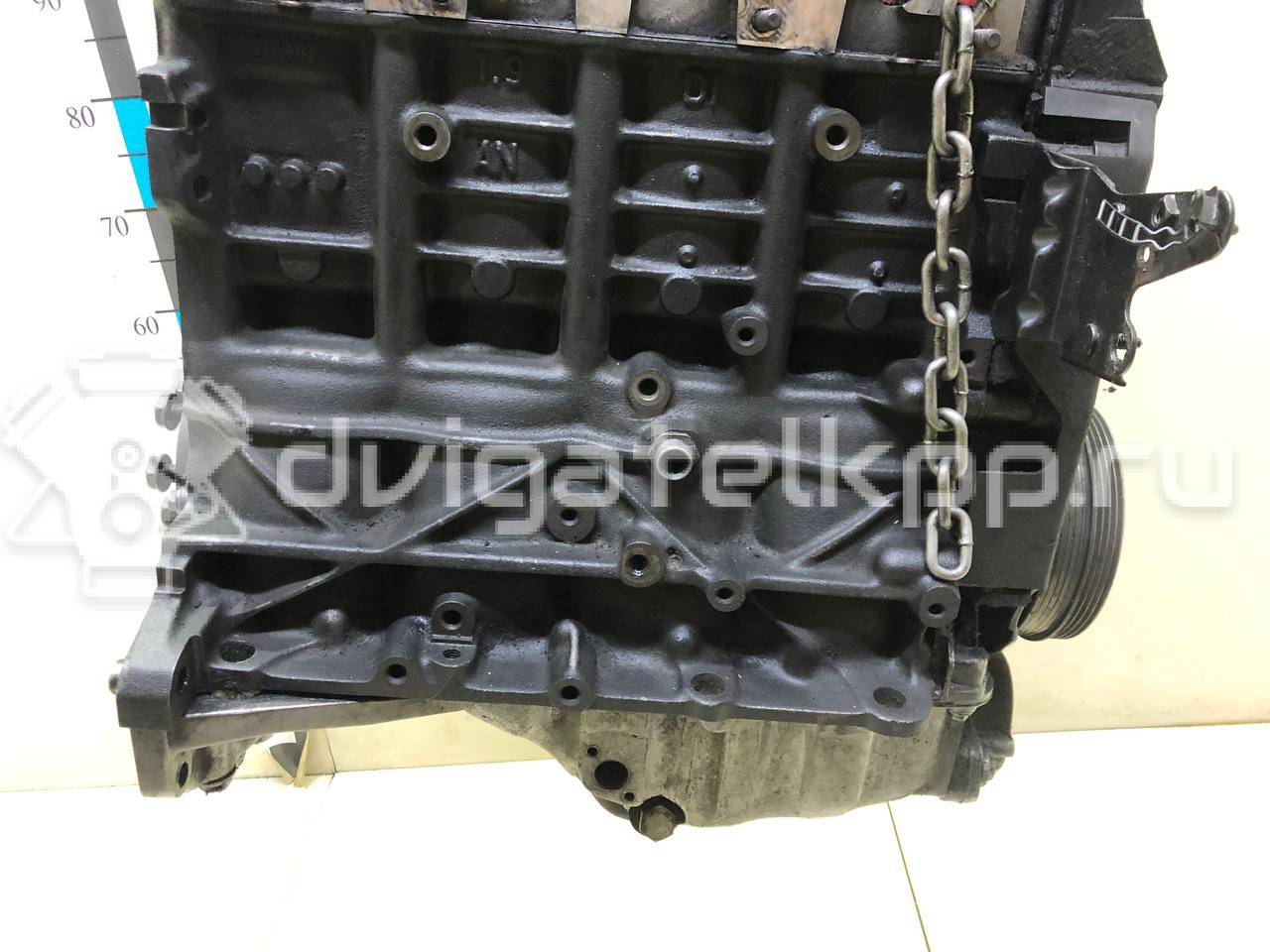 Фото Контрактный (б/у) двигатель AVB для Volkswagen Passat 101 л.с 8V 1.9 л Дизельное топливо 038100040C {forloop.counter}}