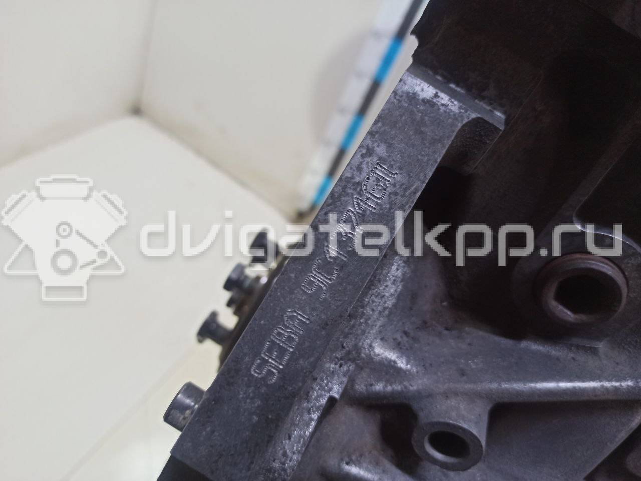 Фото Контрактный (б/у) двигатель 23 L для Land Rover / Bedford 79-80 л.с 8V 2.3 л бензин 1469080 {forloop.counter}}