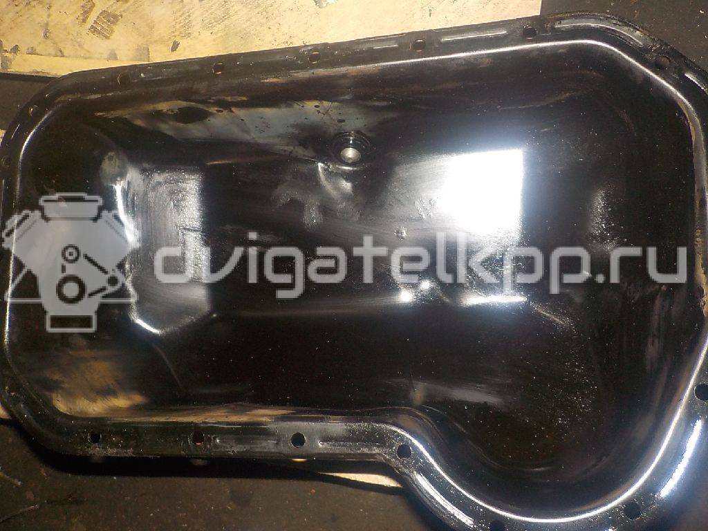 Фото Контрактный (б/у) двигатель AKS для Volkswagen Golf 101 л.с 8V 1.6 л бензин 050100103CX {forloop.counter}}