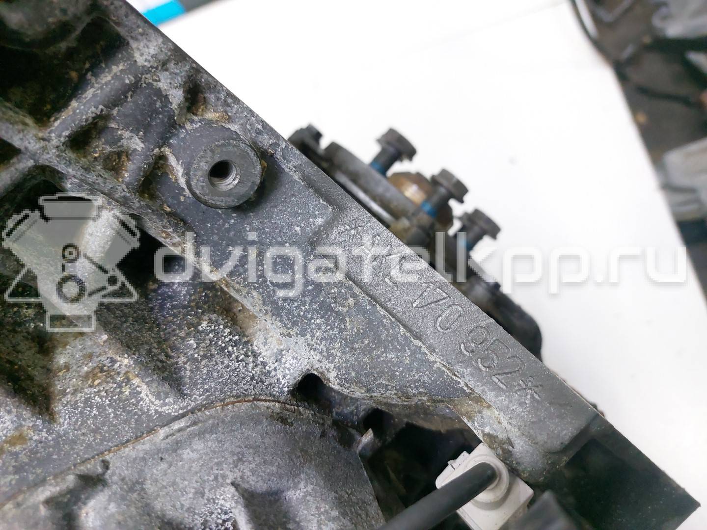 Фото Контрактный (б/у) двигатель AKL для Volkswagen / Seat 101 л.с 8V 1.6 л бензин 06A100098X {forloop.counter}}