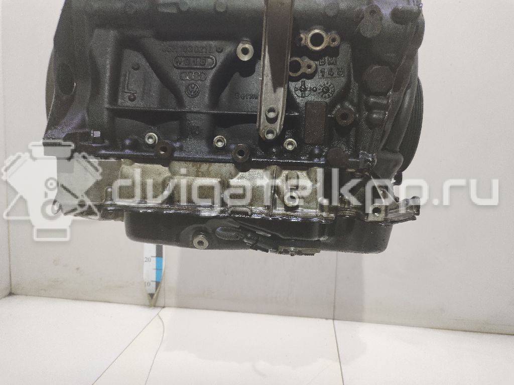 Фото Контрактный (б/у) двигатель CAWB для Volkswagen Scirocco / Tiguan 200 л.с 16V 2.0 л бензин 06J100033S {forloop.counter}}