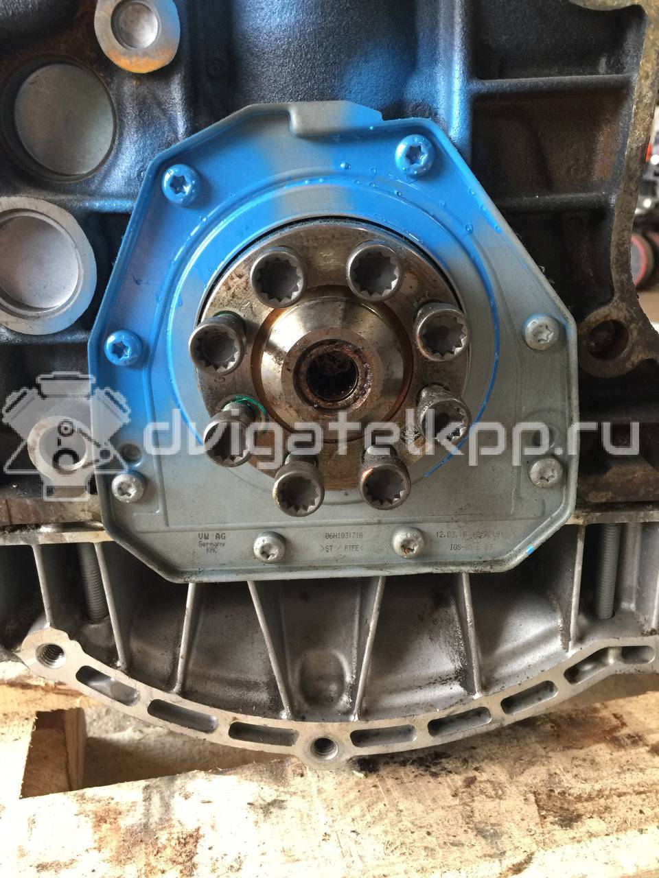 Фото Контрактный (б/у) двигатель CCTA для Volkswagen / Audi 200 л.с 16V 2.0 л бензин 06J100033R {forloop.counter}}