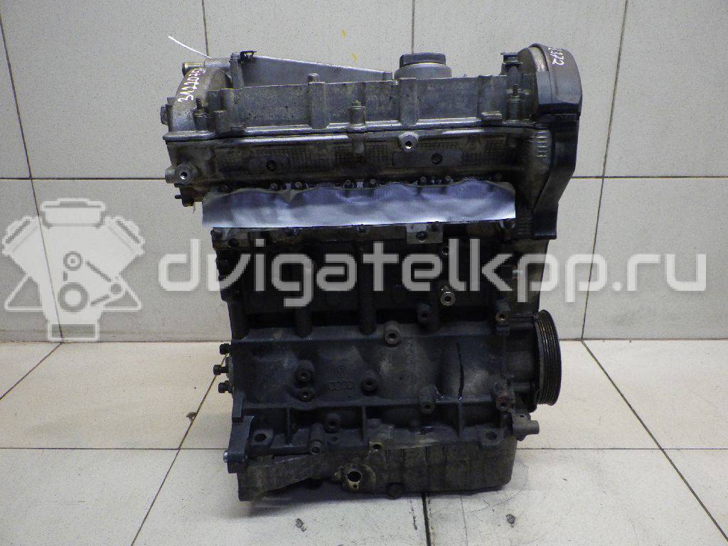 Фото Контрактный (б/у) двигатель AUM для Audi A3 / Tt 150 л.с 20V 1.8 л бензин 06A100038M {forloop.counter}}