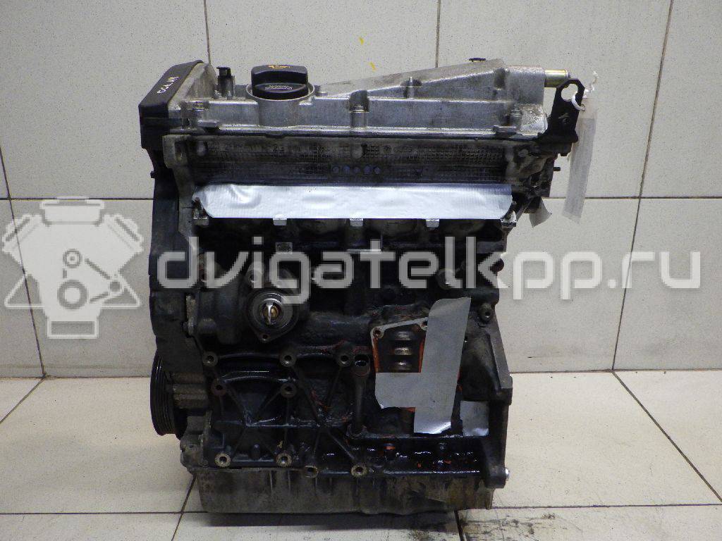 Фото Контрактный (б/у) двигатель AUM для Audi A3 / Tt 150 л.с 20V 1.8 л бензин 06A100038M {forloop.counter}}