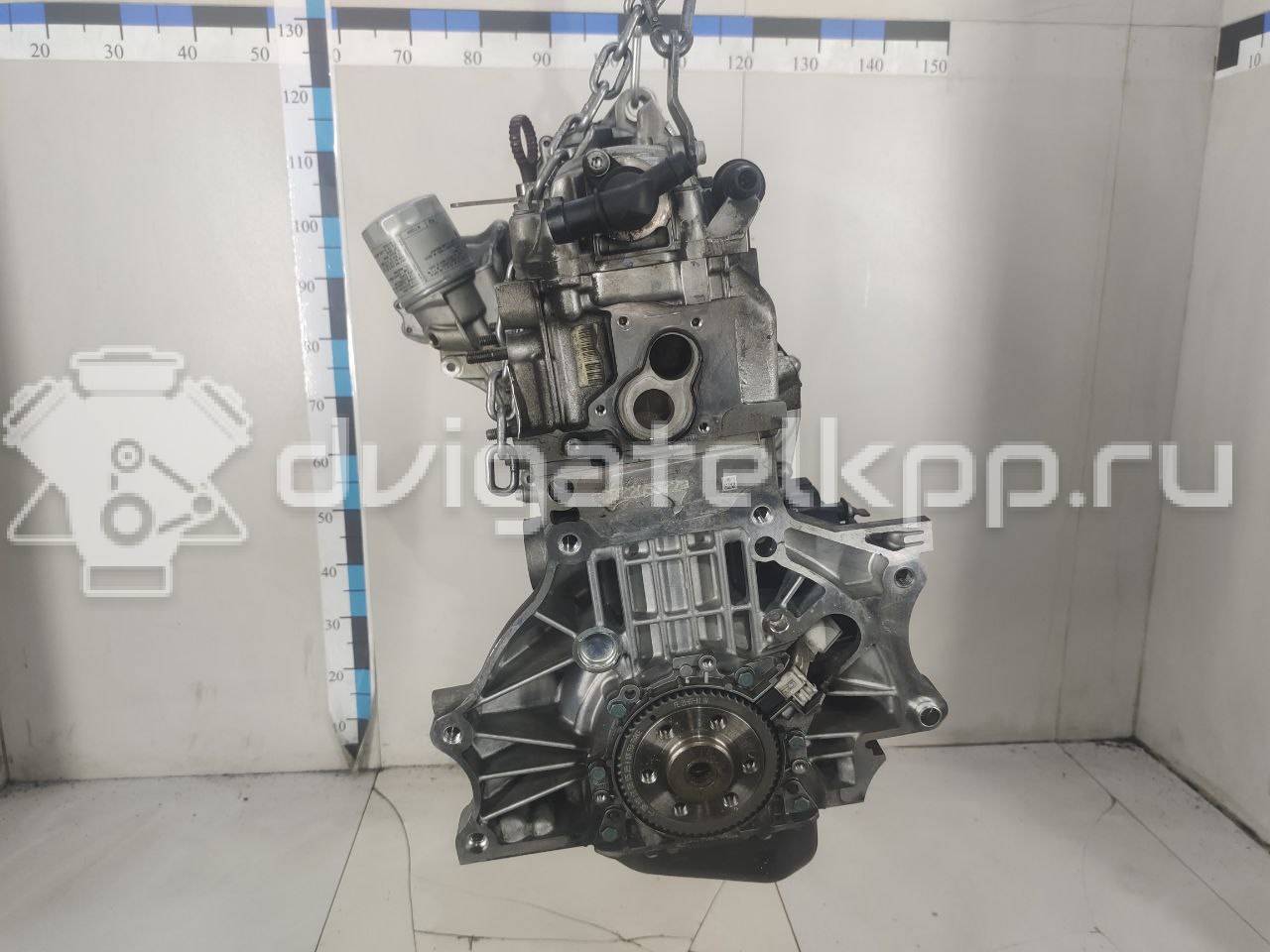 Фото Контрактный (б/у) двигатель CBZC для Volkswagen Polo 90 л.с 8V 1.2 л бензин 03F100091A {forloop.counter}}