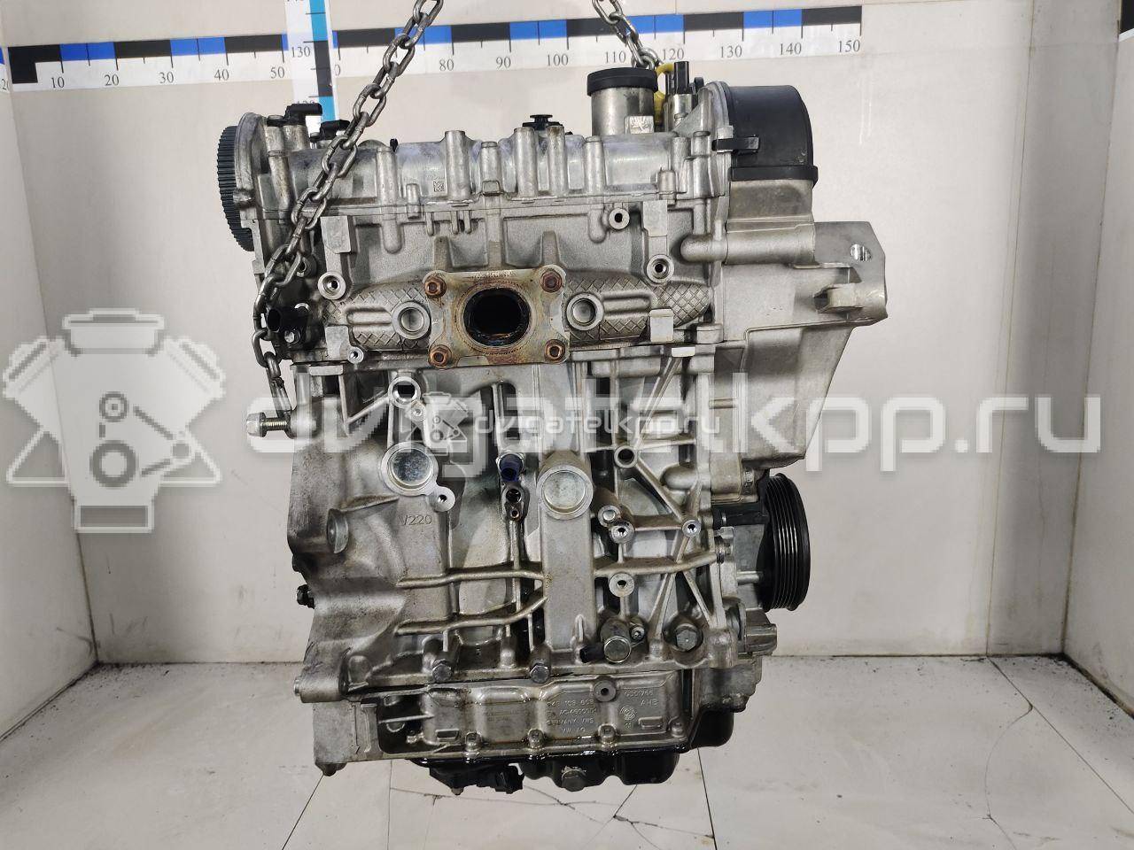 Фото Контрактный (б/у) двигатель CHPA для Volkswagen Golf 140 л.с 16V 1.4 л бензин 04E100033B {forloop.counter}}