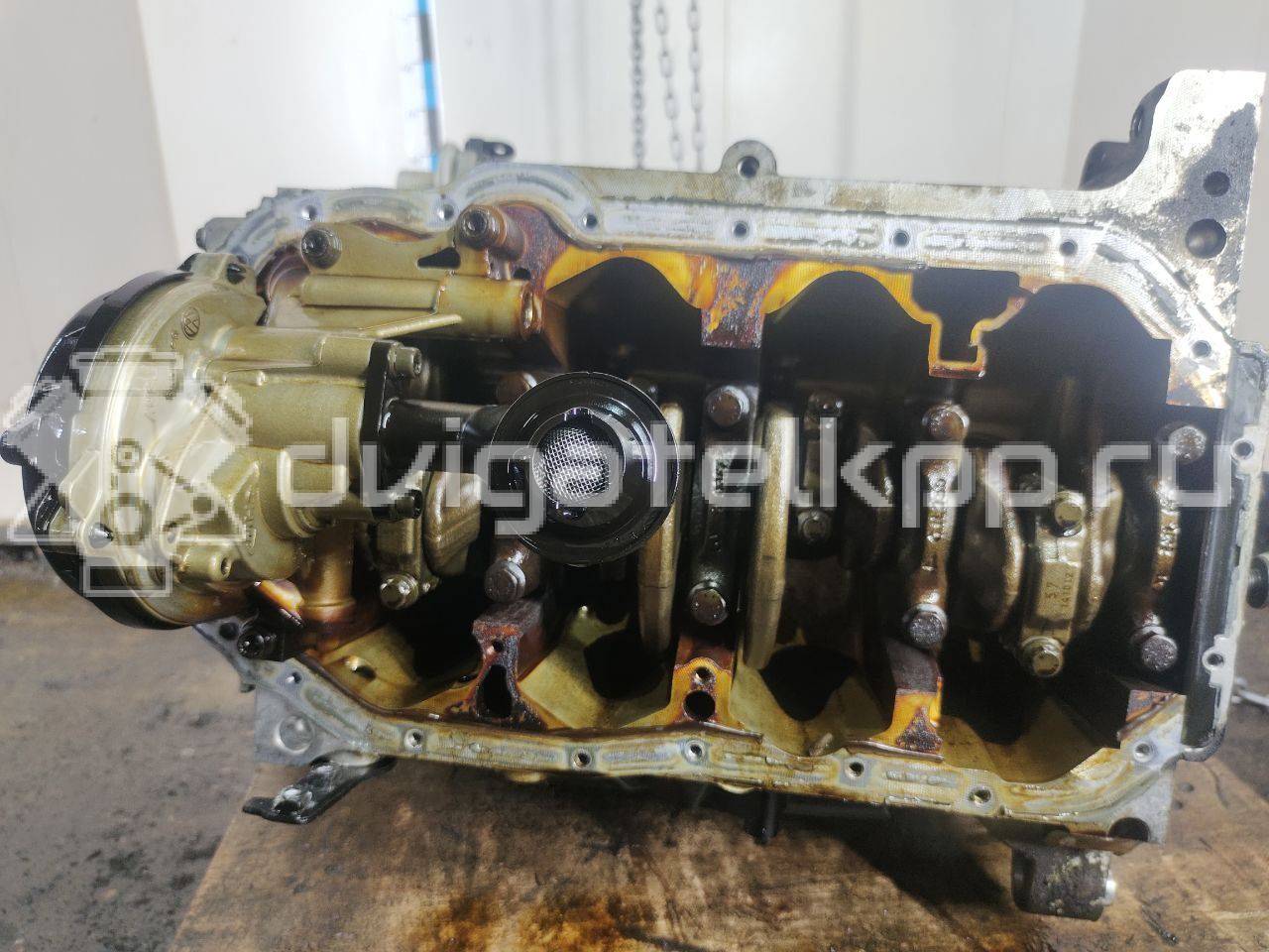 Фото Контрактный (б/у) двигатель CBZA для Volkswagen / Skoda 86 л.с 8V 1.2 л бензин 03F100091A {forloop.counter}}