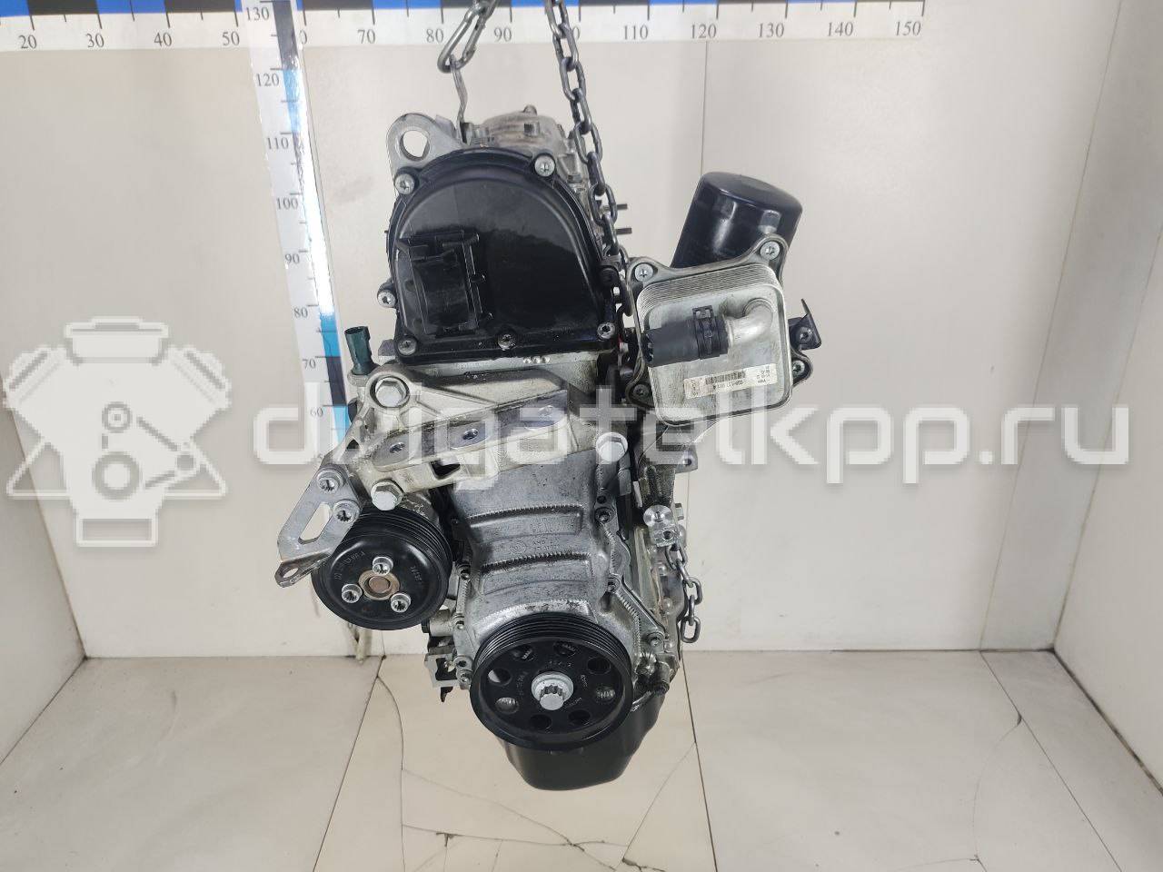 Фото Контрактный (б/у) двигатель CBZC для Volkswagen Polo 90 л.с 8V 1.2 л бензин 03F100091A {forloop.counter}}