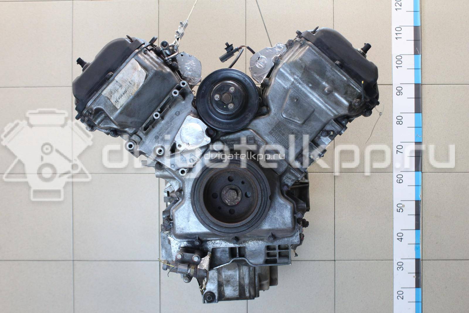 Фото Контрактный (б/у) двигатель 448PN для Land Rover Range Rover / Discovery 299-306 л.с 32V 4.4 л бензин LR004702 {forloop.counter}}