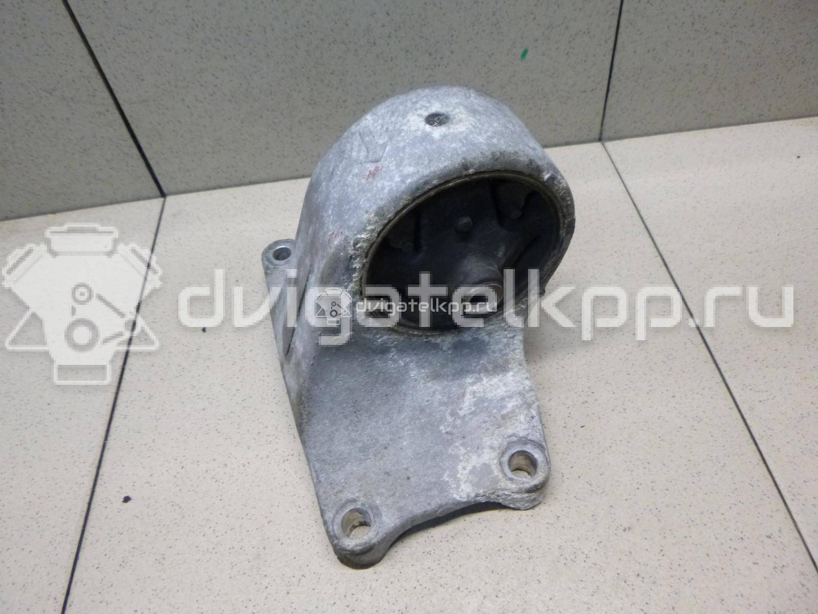 Фото Опора КПП левая  1122095F0A для Nissan Primera / Almera {forloop.counter}}