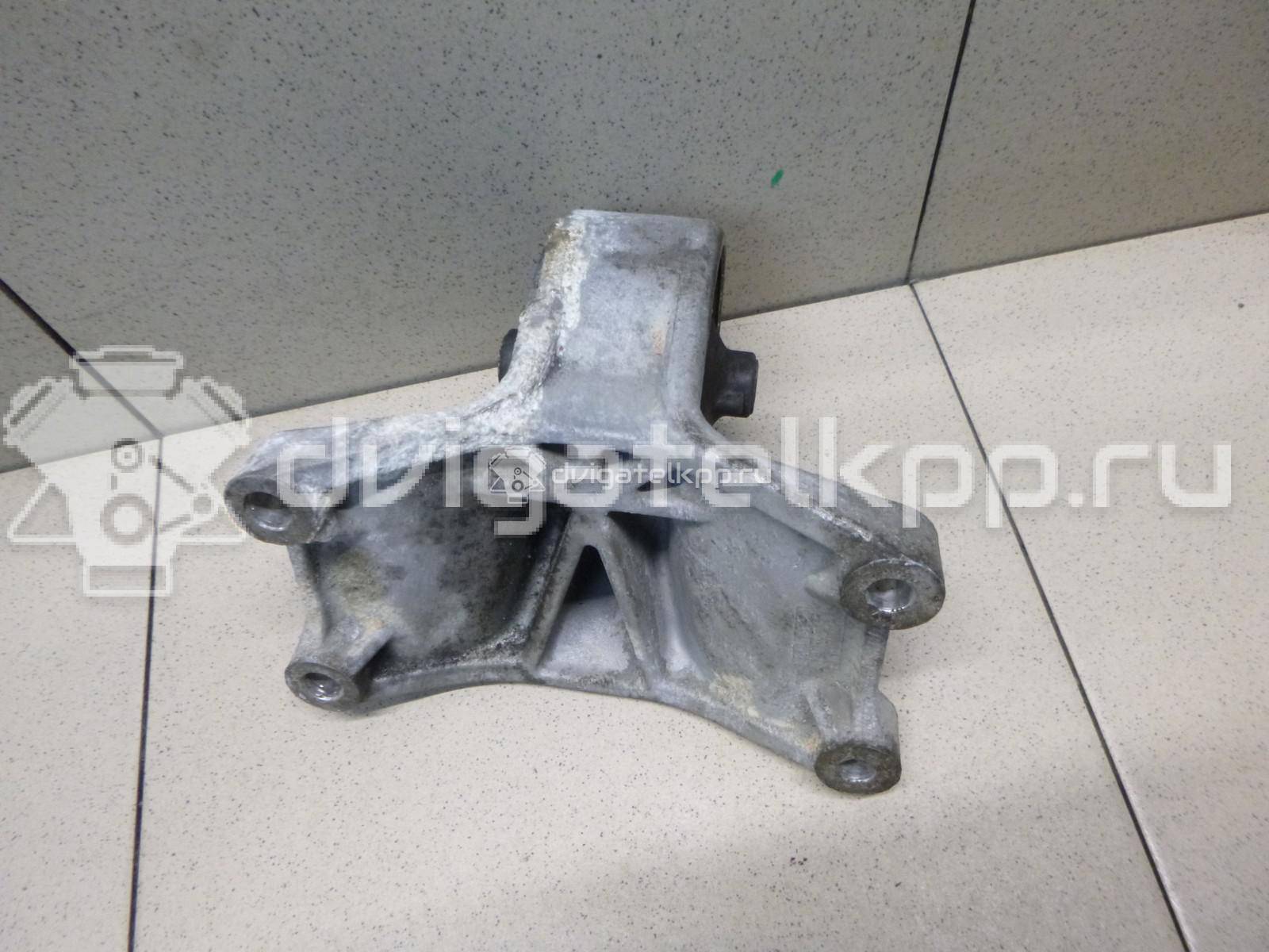 Фото Опора КПП левая  1122095F0A для Nissan Primera / Almera {forloop.counter}}