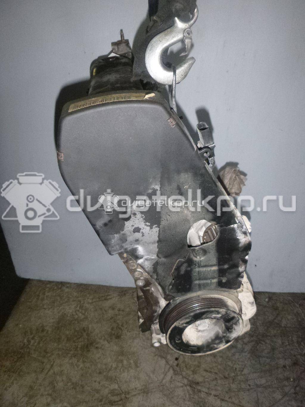 Фото Контрактный (б/у) двигатель AKL для Volkswagen Bora 100-103 л.с 8V 1.6 л бензин 06A100032J {forloop.counter}}