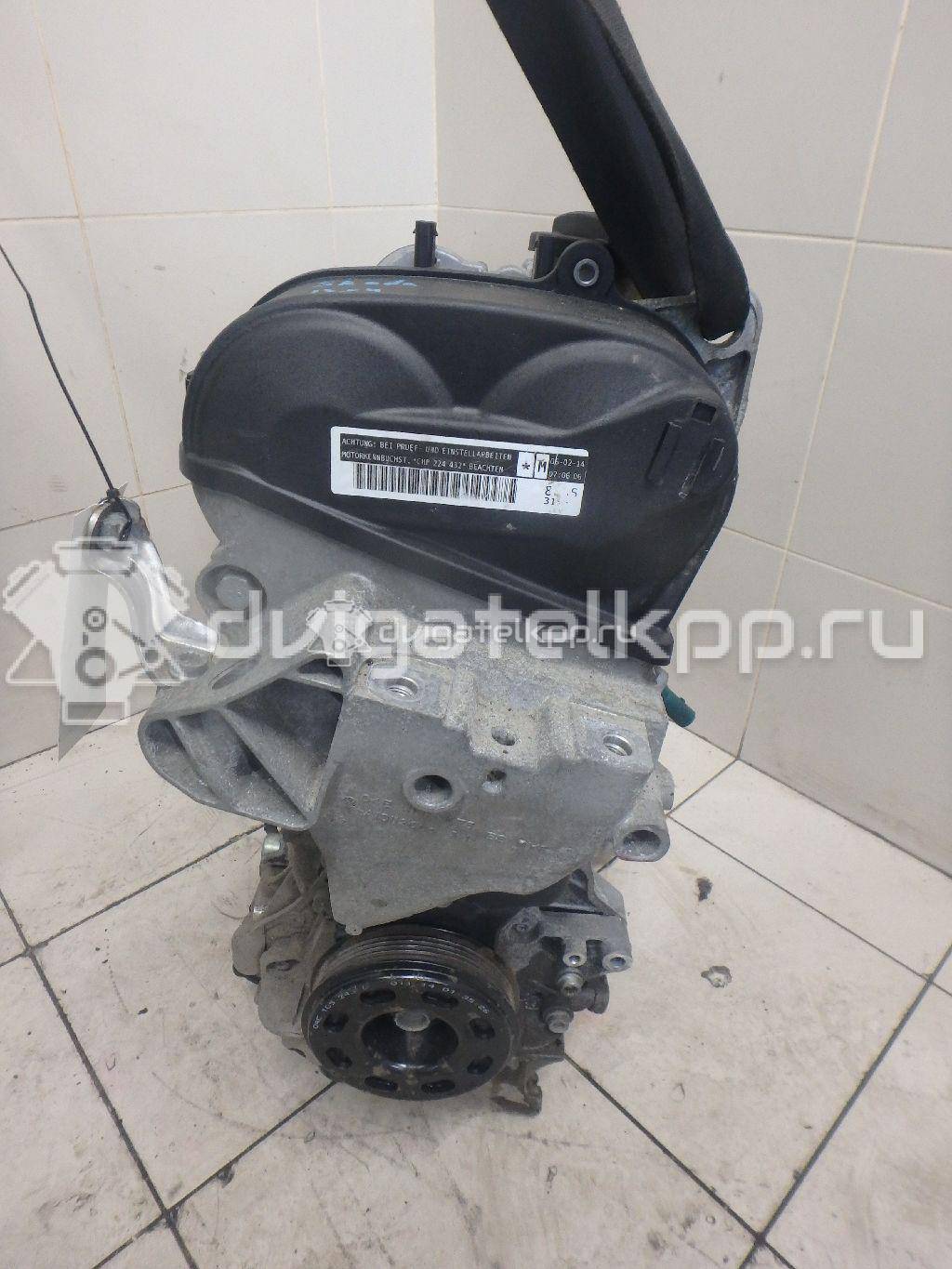 Фото Контрактный (б/у) двигатель CHPA для Volkswagen Golf 140 л.с 16V 1.4 л бензин 04E100033B {forloop.counter}}