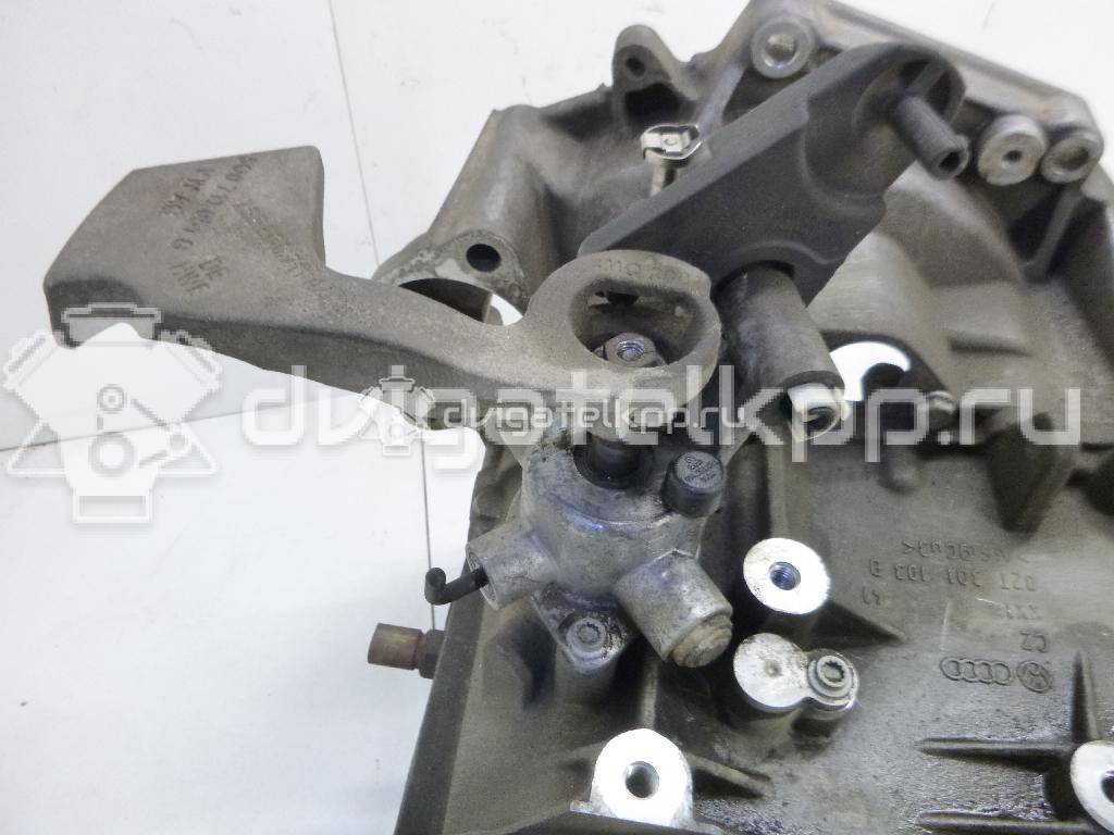 Фото Контрактная (б/у) МКПП для Volkswagen Polo / Caddy / Golf 110 л.с 16V 1.6 л CWVA бензин 0AF300042T {forloop.counter}}