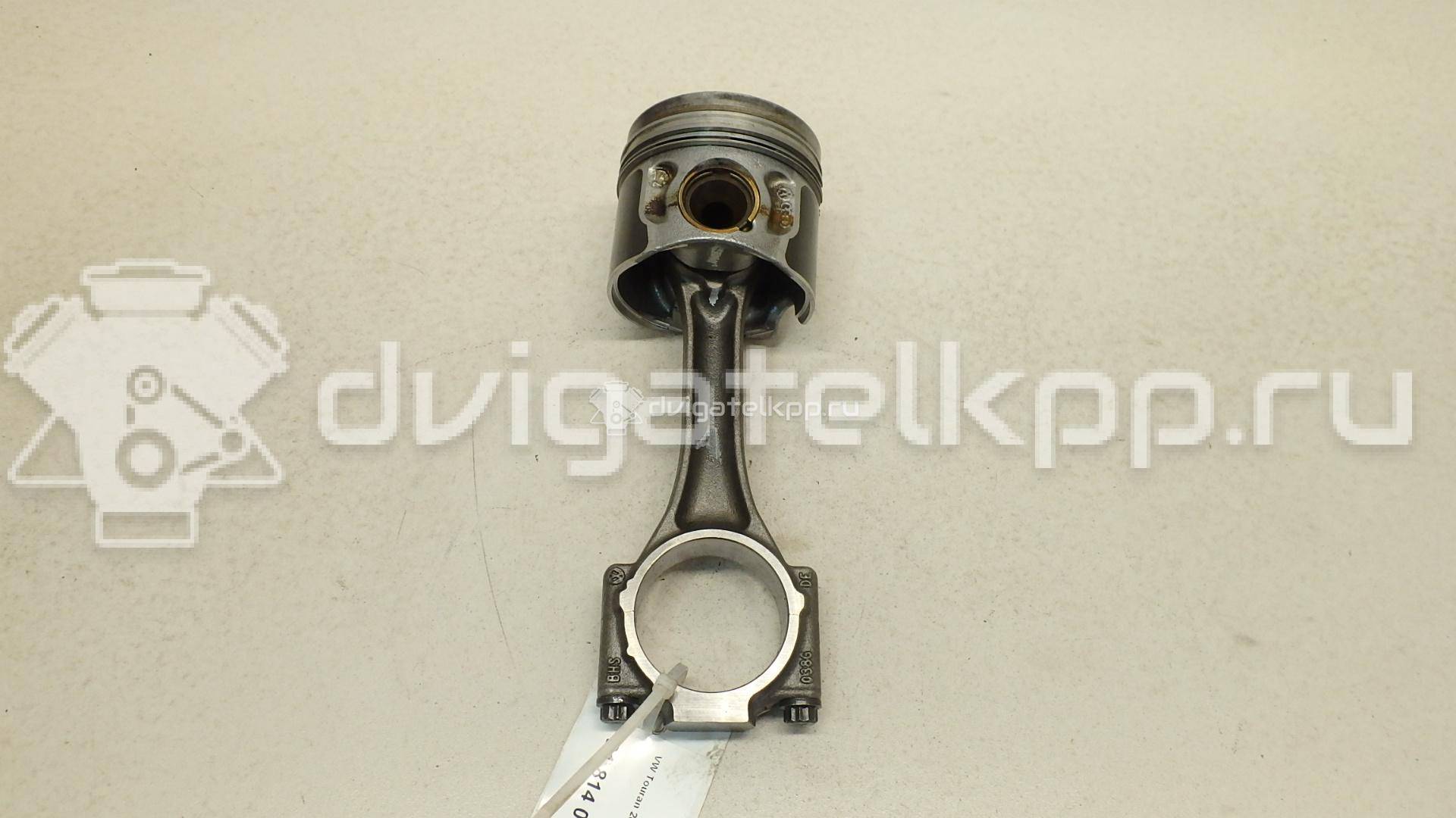 Фото Поршень с шатуном для двигателя BXE для Volkswagen Passat / Touran / Jetta / Golf 105 л.с 8V 1.9 л Дизельное топливо {forloop.counter}}