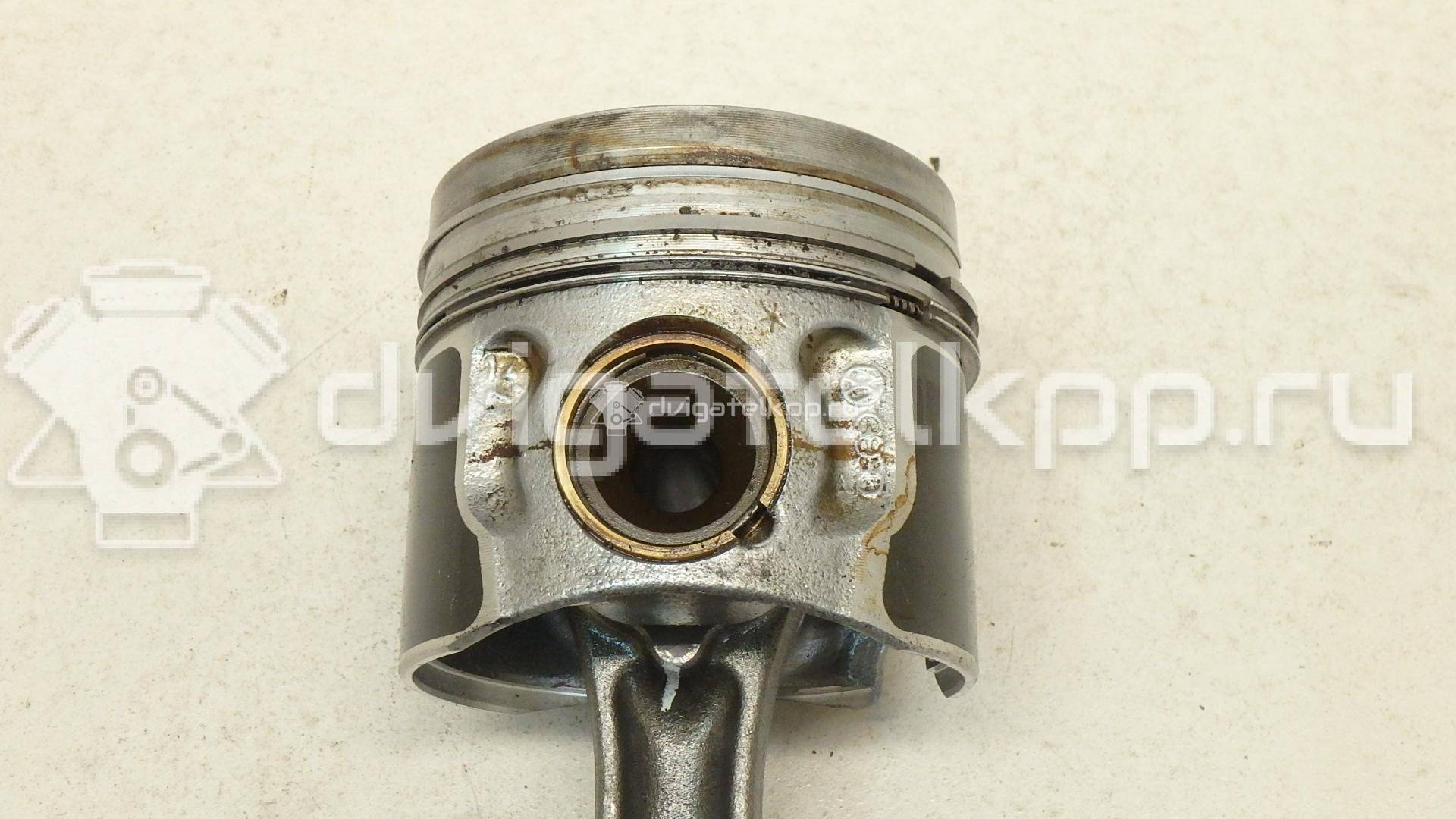 Фото Поршень с шатуном для двигателя BXE для Volkswagen Passat / Touran / Jetta / Golf 105 л.с 8V 1.9 л Дизельное топливо {forloop.counter}}