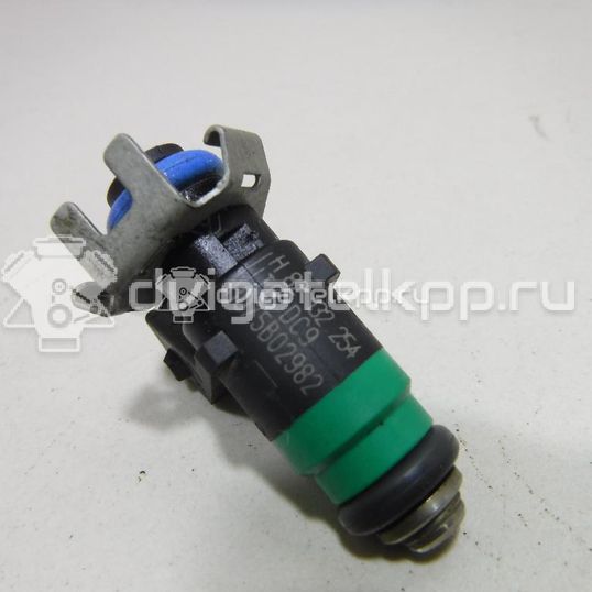 Фото Форсунка инжекторная электрическая  8201037748 для renault Logan II