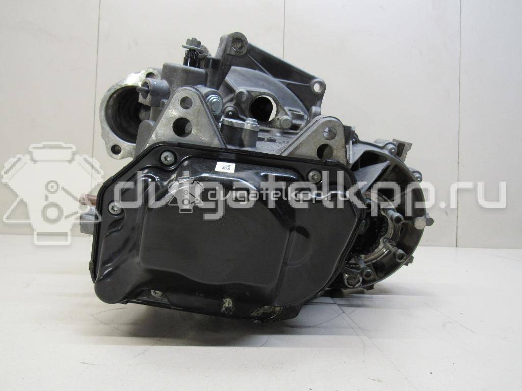 Фото Контрактная (б/у) МКПП для Volkswagen Polo / Caddy / Golf 110 л.с 16V 1.6 л CWVA бензин 02T300048L {forloop.counter}}