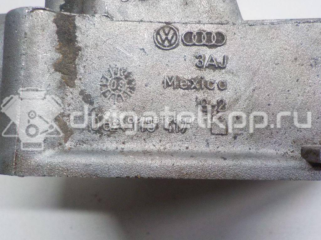 Фото Кронштейн масляного фильтра  06A115405BP для vw Jetta {forloop.counter}}