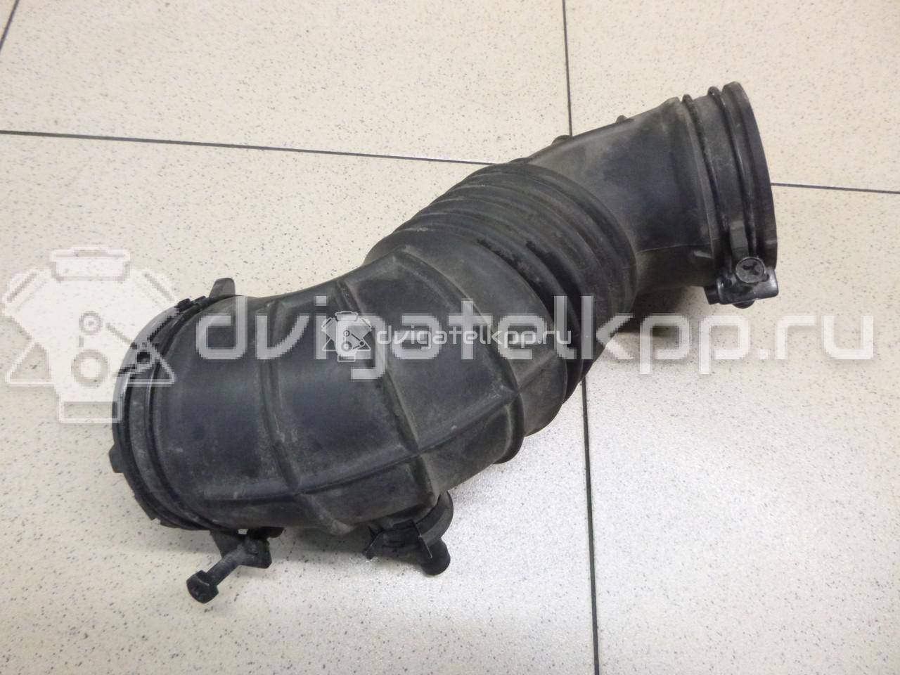 Фото Гофра воздуховода для двигателя G4FG для Hyundai / Kia 120-132 л.с 16V 1.6 л бензин 281403X000 {forloop.counter}}