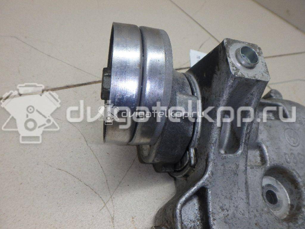 Фото Кронштейн генератора  03C903143B для Volkswagen Tiguan / Jetta {forloop.counter}}