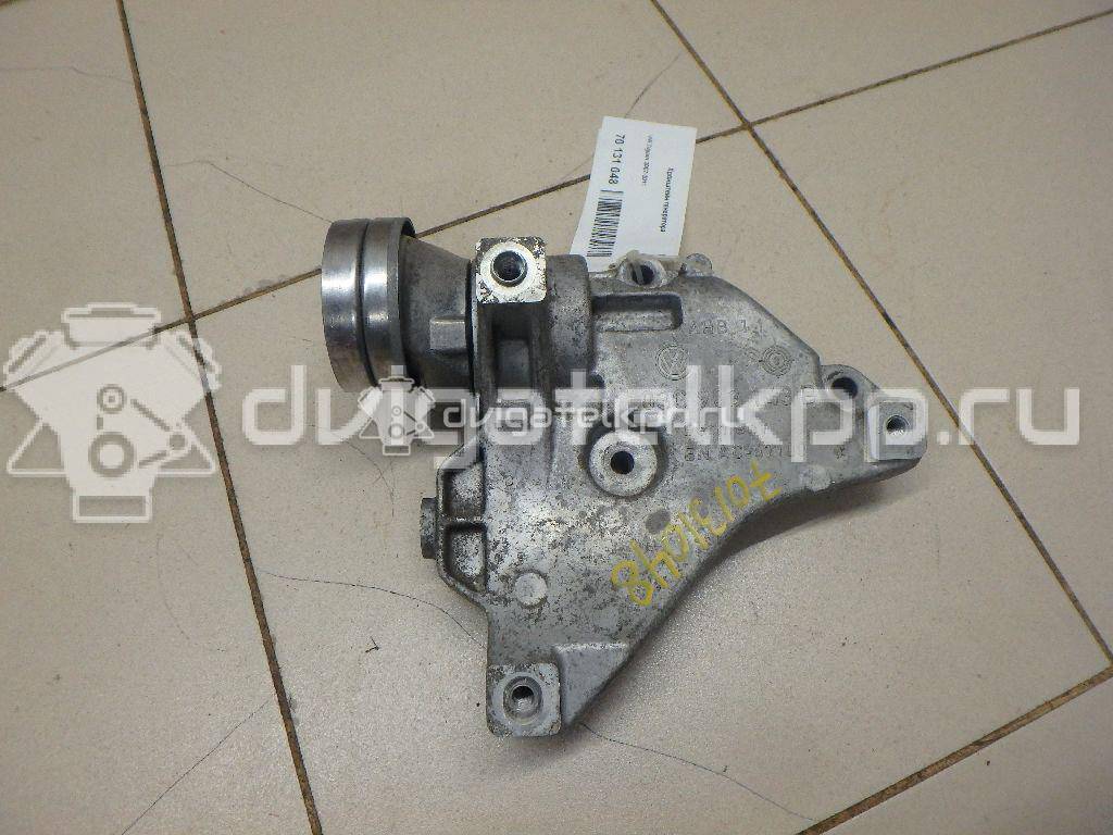 Фото Кронштейн генератора  03C903143B для Volkswagen Tiguan / Jetta {forloop.counter}}