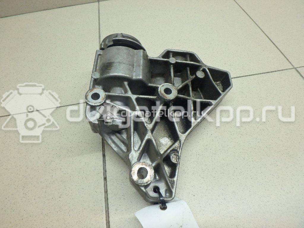 Фото Кронштейн генератора  03C903143B для Volkswagen Tiguan / Jetta {forloop.counter}}