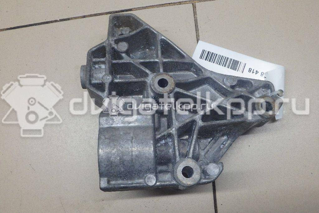 Фото Кронштейн генератора  03C903143B для Volkswagen Tiguan / Jetta {forloop.counter}}