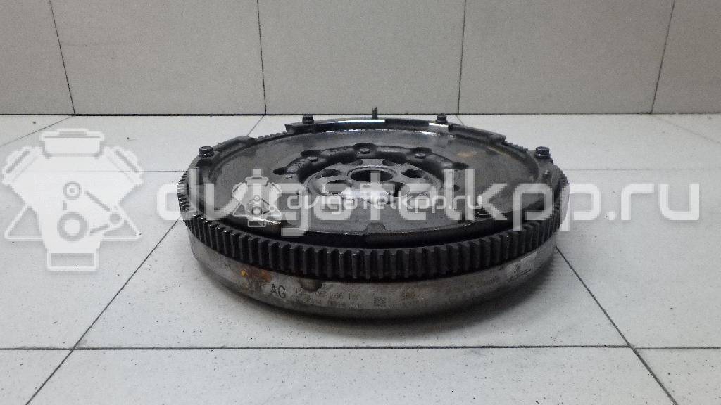 Фото Маховик  03l105266cc для Volkswagen Scirocco / Tiguan / Touran / Cc / Sharan {forloop.counter}}