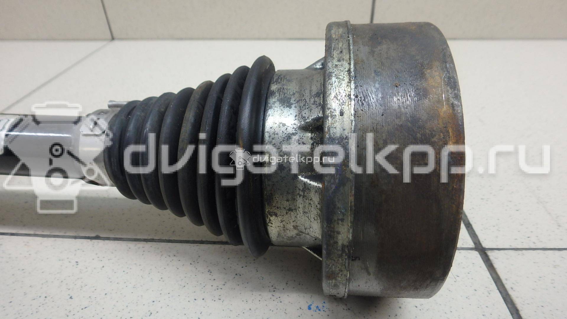 Фото Полуось передняя левая  5Q0407271CB для Volkswagen Touran / Golf / Passat / Caddy / Jetta {forloop.counter}}