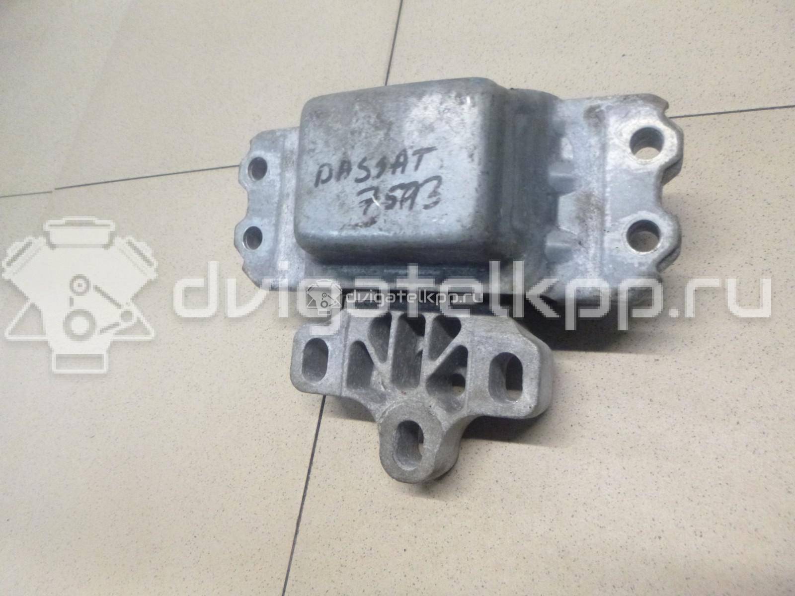 Фото Опора двигателя левая  3C0199555AA для Volkswagen Scirocco / Tiguan / Touran / Cc / Eos 1F7, 1F8 {forloop.counter}}