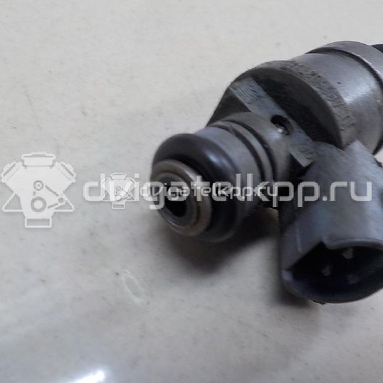 Фото Форсунка инжекторная электрическая  06A906031BT для Volkswagen Touran / Golf / Passat / Caddy / Jetta