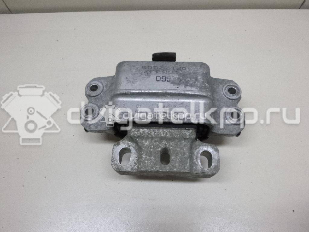 Фото Опора КПП левая  3C0199555N для Volkswagen Passat {forloop.counter}}