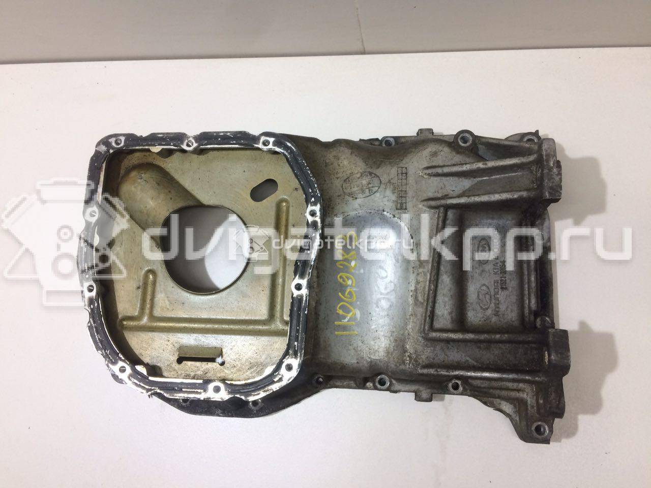 Фото Поддон масляный двигателя для двигателя FE (16V) для Kia Sportage / Clarus / Retona Ce 118-148 л.с 16V 2.0 л бензин 2152138054 {forloop.counter}}