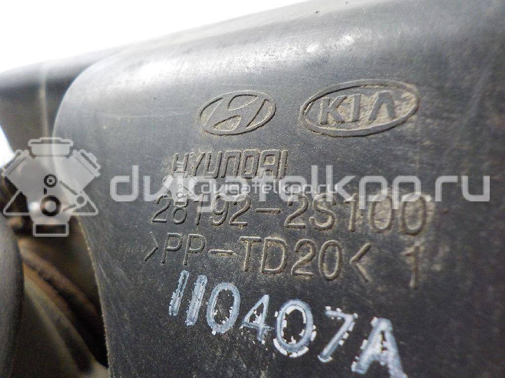 Фото Патрубок воздушного фильтра для двигателя G4KD для Hyundai / Kia 144-178 л.с 16V 2.0 л Бензин/газ 281302S100 {forloop.counter}}