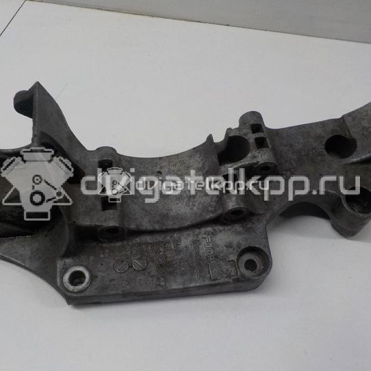 Фото Кронштейн генератора  045903143C для audi A3 (8L1)