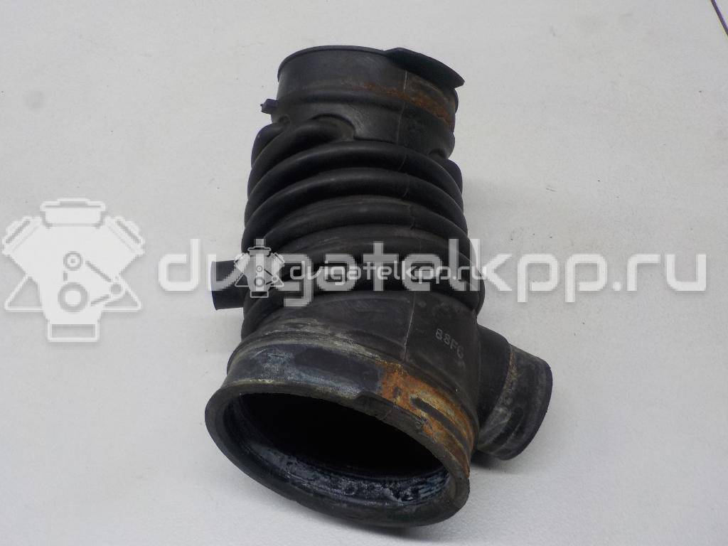 Фото Патрубок воздушного фильтра для двигателя B3 (16V) для Mazda Demio Dw / 121 / 323 53-73 л.с 16V 1.3 л бензин LF5013221A {forloop.counter}}