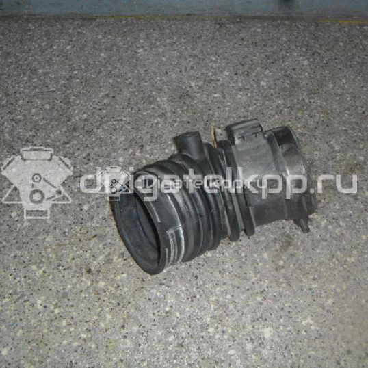 Фото Патрубок воздушного фильтра для двигателя B6 (DOHC) для Mazda Xedos / 323 107-109 л.с 16V 1.6 л бензин