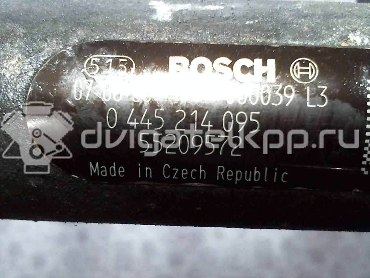 Фото Рейка топливная (рампа)  55209572 для opel  Vectra C (2002-2008) {forloop.counter}}