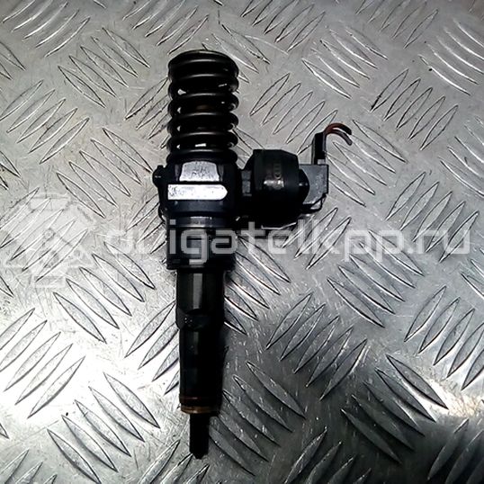 Фото Форсунка дизельная электрическая  038130073AG для Volkswagen Touran / Multivan / Golf / Passat / Transporter