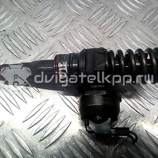 Фото Форсунка дизельная электрическая  038130073AL для Volkswagen Polo / Karmann Ghia 14, 34