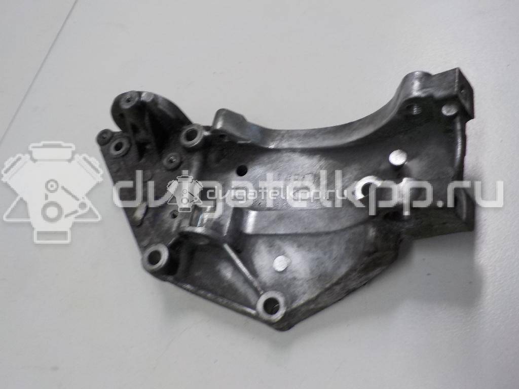 Фото Кронштейн генератора для двигателя RHF (DW10BTED4) для Peugeot / Citroen 140 л.с 16V 2.0 л Дизельное топливо 5706J5 {forloop.counter}}