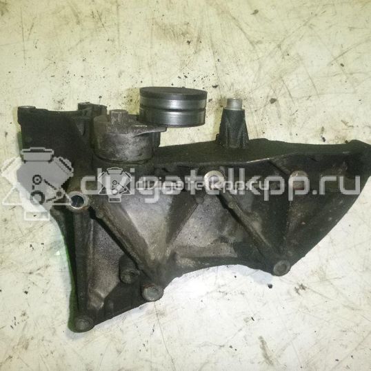 Фото Кронштейн генератора для двигателя F9Q 760 для Renault / Vauxhall / Nissan 82-102 л.с 8V 1.9 л Дизельное топливо