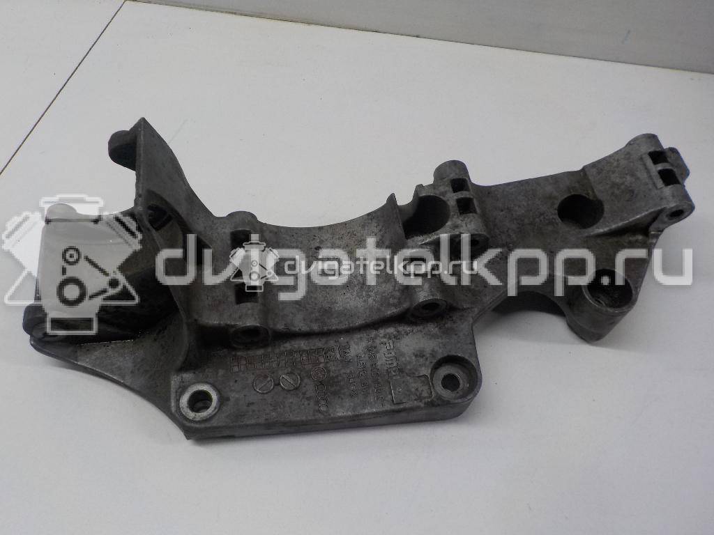 Фото Кронштейн генератора для двигателя AMF для Seat Ibiza / Cordoba / Arosa 6H 75 л.с 6V 1.4 л Дизельное топливо 045903143C {forloop.counter}}