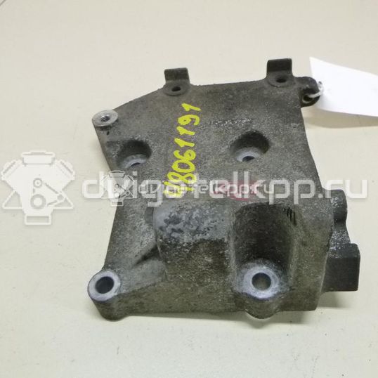 Фото Кронштейн генератора  11910BM700 для Nissan Sunny / Bluebird / Avenir / Primera / Almera