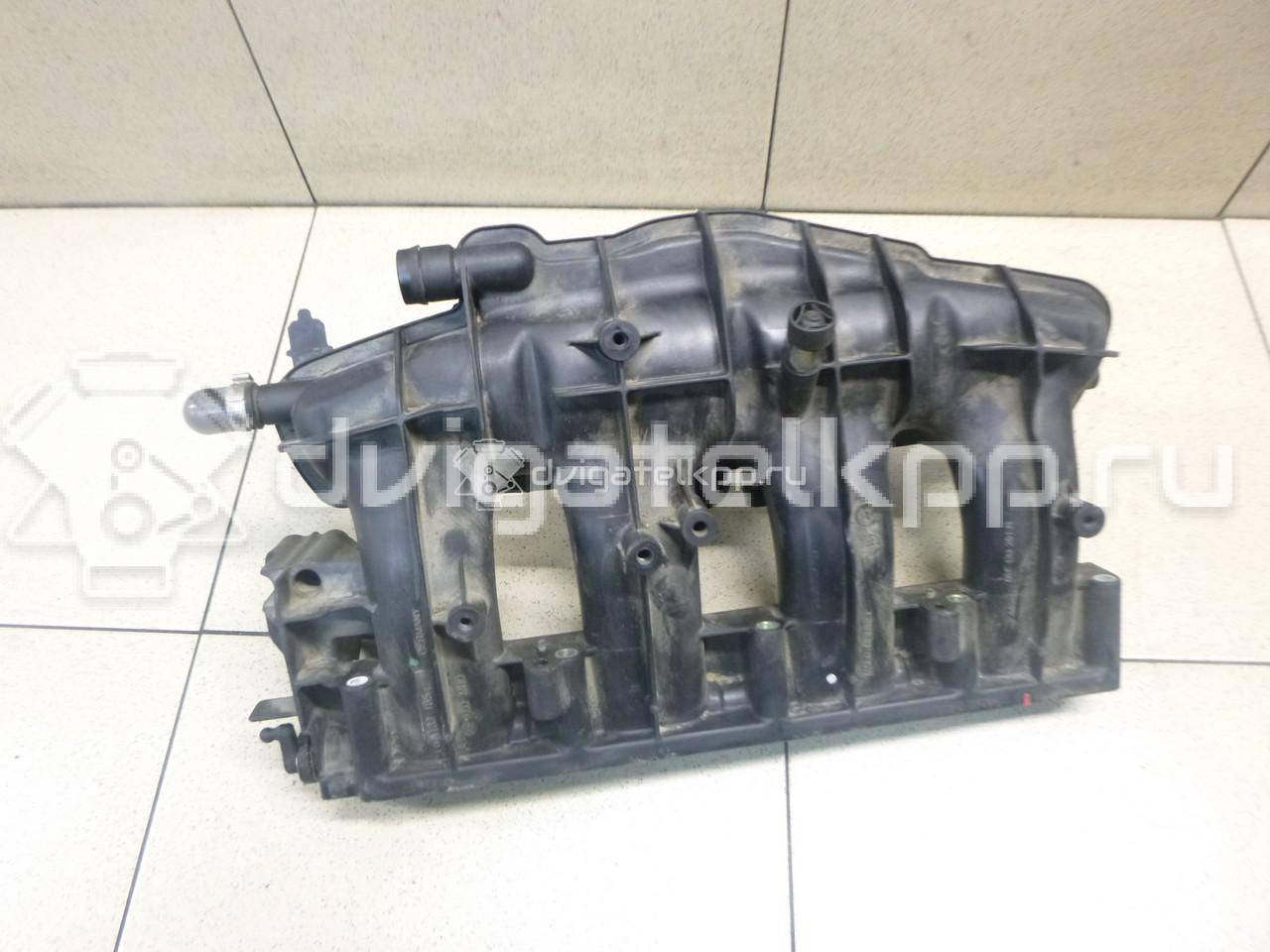 Фото Коллектор впускной для двигателя BWE для Seat Exeo 200 л.с 16V 2.0 л бензин 06F133201P {forloop.counter}}