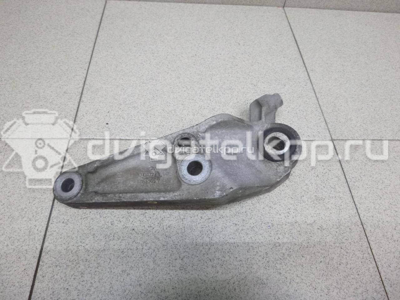 Фото Кронштейн двигателя задний  846836 для Opel Adam / Corsa / Meriva {forloop.counter}}