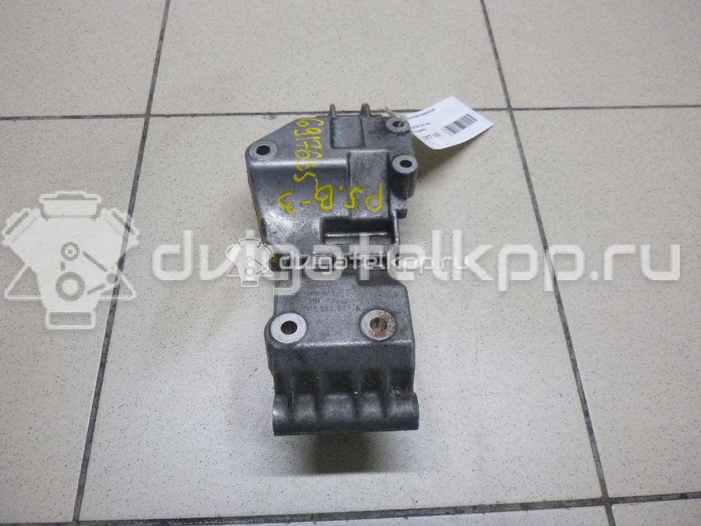 Фото Кронштейн генератора для двигателя AAA для Volkswagen Bora / Golf / Corrado 53I / Passat / Vento 1H2 163-174 л.с 12V 2.8 л Супер-бензин (95) неэтилированный 021260089A {forloop.counter}}