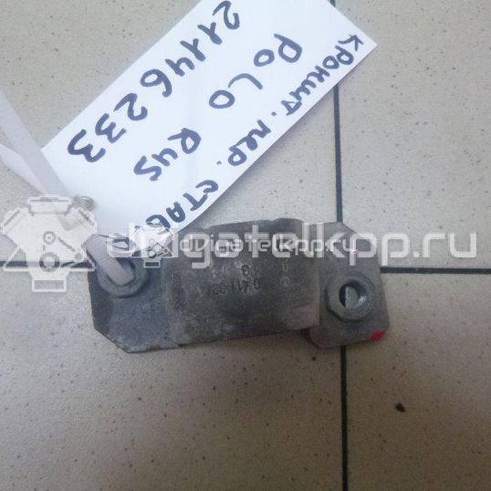 Фото Кронштейн крепления переднего стабилизатора  6q0411334a для Seat Ibiza / Cordoba / Mii Kf1