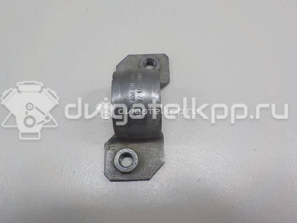 Фото Кронштейн крепления переднего стабилизатора  6Q0411334A для Seat Ibiza / Cordoba / Mii Kf1 {forloop.counter}}